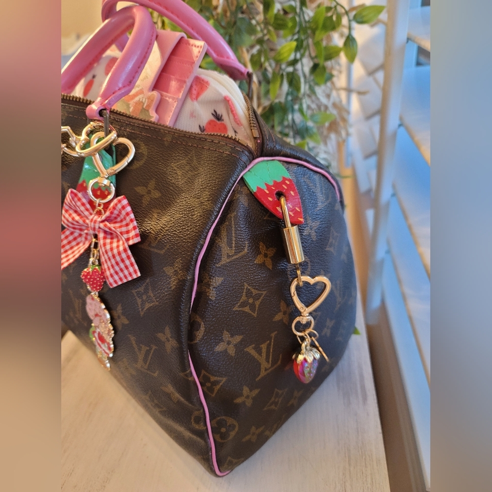 Louis Vuitton Brown Monogram Speedy with Pink Strawberry Accents - Picture 5 of 16